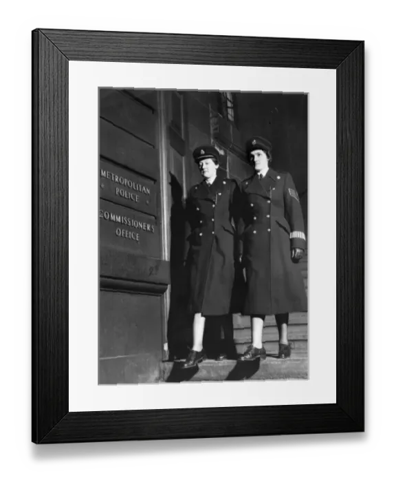 Framed Print : Two women police officers, London Framed Print : Two women police officers, London
