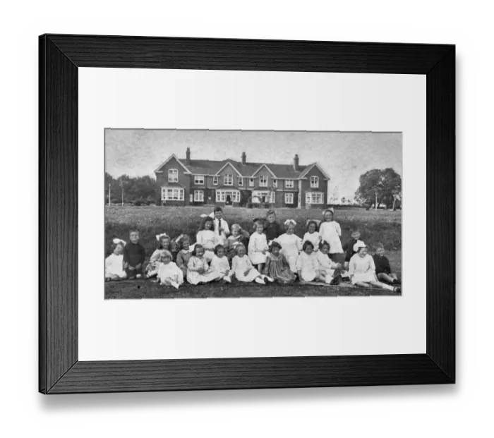 Framed Print : National Childrens Home, Harpenden - Children Framed Print : National Childrens Home, Harpenden - Children