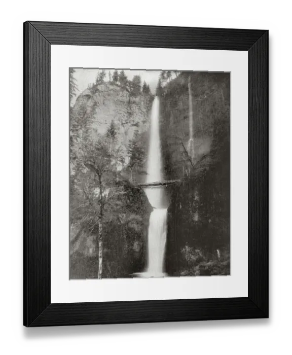 Framed Print : Multnomah Falls, Columbia River, Oregon, USA Framed Print : Multnomah Falls, Columbia River, Oregon, USA