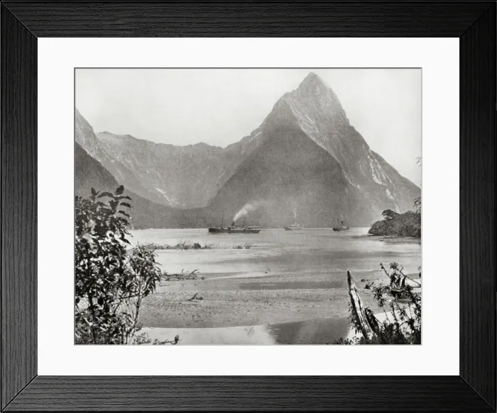 Framed Print : Mitre Peak, Milford Sound, New Zealand Framed Print : Mitre Peak, Milford Sound, New Zealand