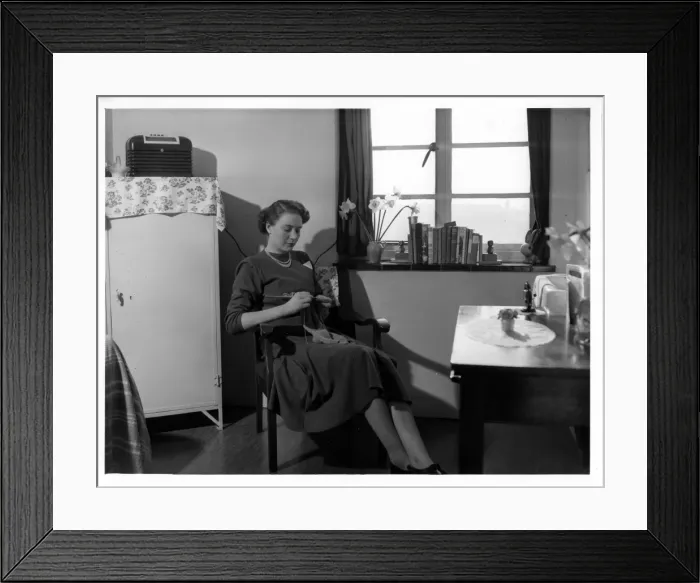 Framed Print : Woman police officer at Pembridge Hall Section House Framed Print : Woman police officer at Pembridge Hall Section House