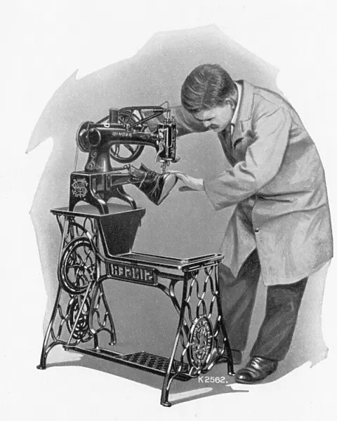 Singer Sewing Machine - Shoe Repairers Machine