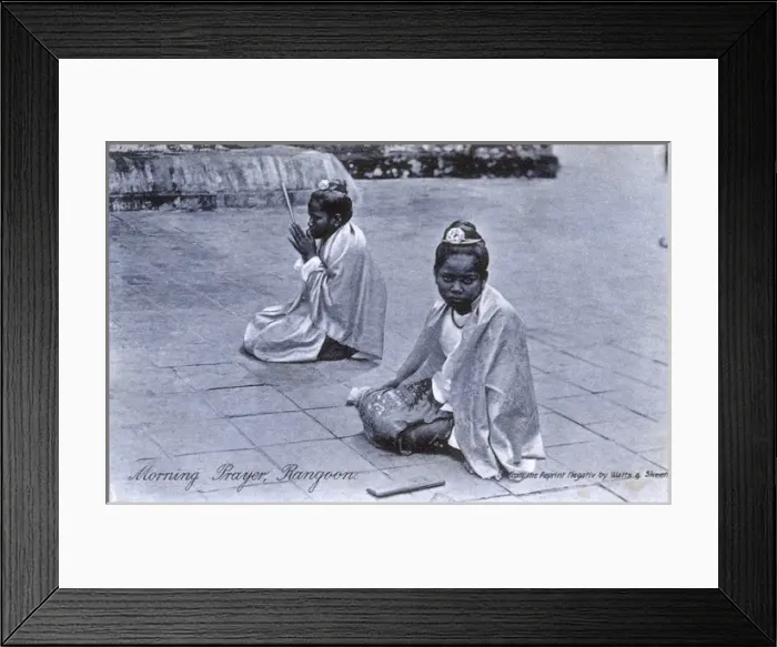 Framed Print : Myanmar - Yangon - Two young women at morning Prayer Framed Print : Myanmar - Yangon - Two young women at morning Prayer