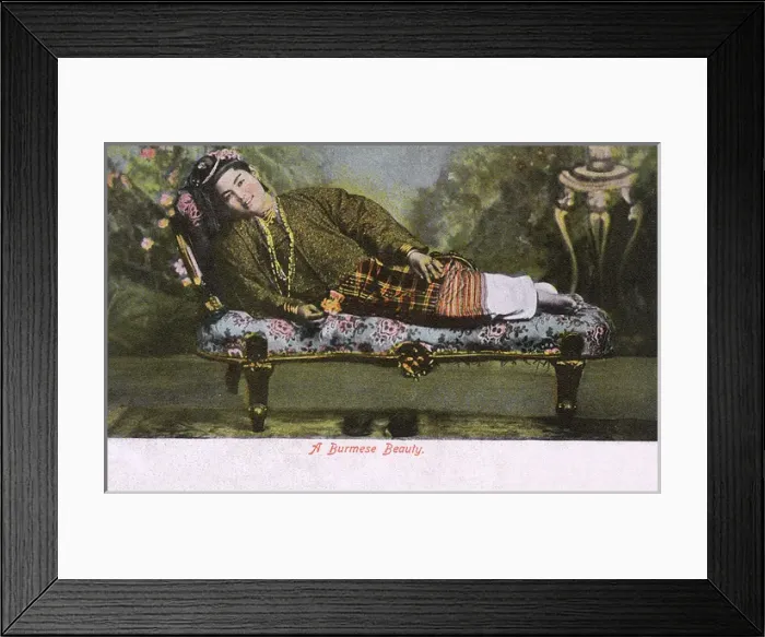 Framed Print : Myanmar - A Burmese Beauty