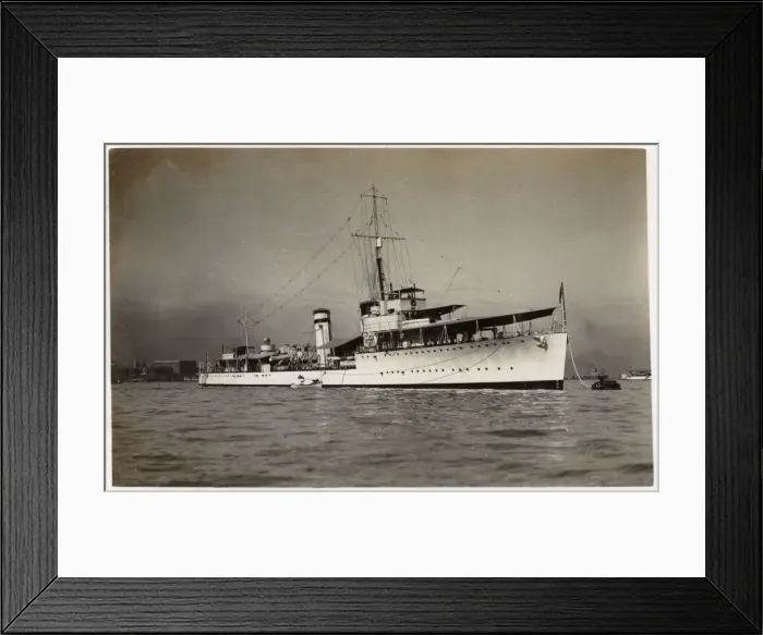 Framed Print : HMS Bruce, British destroyer, Kowloon harbour, Hong Kong Framed Print : HMS Bruce, British destroyer, Kowloon harbour, Hong Kong