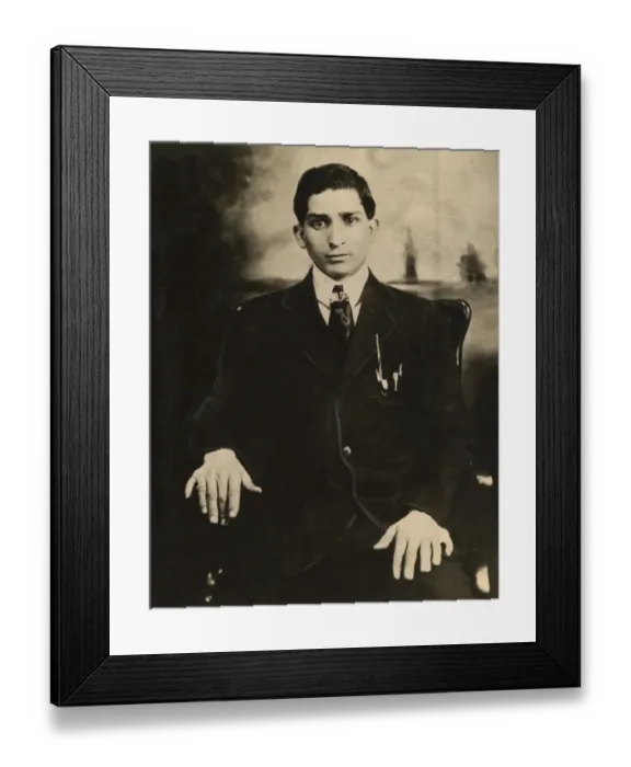 Framed Print : Polydactyly - a six-fingered man from NY State, USA Framed Print : Polydactyly - a six-fingered man from NY State, USA