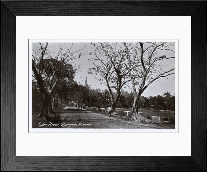 Framed Print : Myanmar - Yangon - Lake Road Framed Print : Myanmar - Yangon - Lake Road