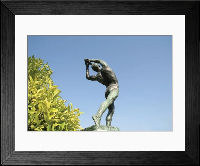 Framed Print : Statue of Discobolus in front the Panathenaic Stadium (Kalli Framed Print : Statue of Discobolus in front the Panathenaic Stadium (Kalli