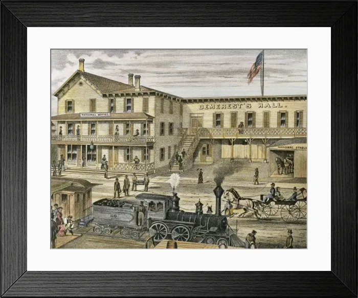 Framed Print : National Hotel. Warwick Framed Print : National Hotel. Warwick