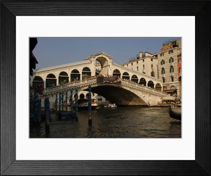 Framed Print : Venice. Rialto Bridge. Italy Framed Print : Venice. Rialto Bridge. Italy