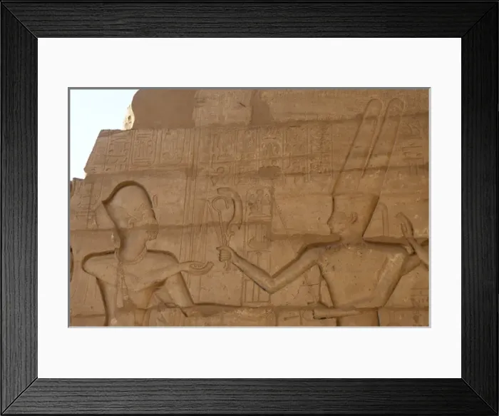 Framed Print : Ramesseum. Relief depicting the pharaoh making an offering t Framed Print : Ramesseum. Relief depicting the pharaoh making an offering t