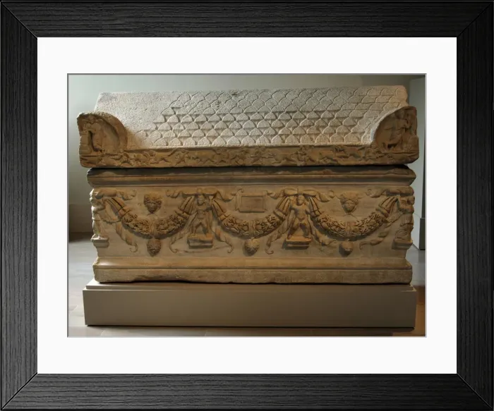 Framed Print : Roman Art. Marble sarcophagus with garlands. Ca. 200-225 Framed Print : Roman Art. Marble sarcophagus with garlands. Ca. 200-225