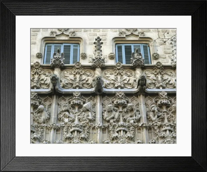 Framed Print : Baro de Quadras Palace. Facade. Detail. Barcelona. Spain Framed Print : Baro de Quadras Palace. Facade. Detail. Barcelona. Spain