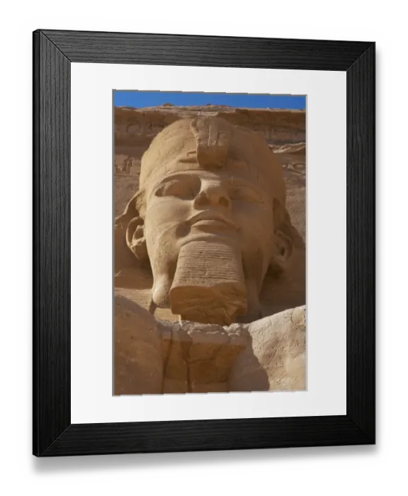 Framed Print : Egyptian art. Great Temple of Ramses II. Colossal statues de Framed Print : Egyptian art. Great Temple of Ramses II. Colossal statues de