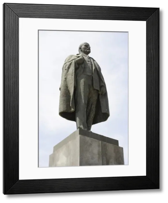 Framed Print : Vladimir Ilyich Lenin (1870-1924). Monument. Kerch Framed Print : Vladimir Ilyich Lenin (1870-1924). Monument. Kerch