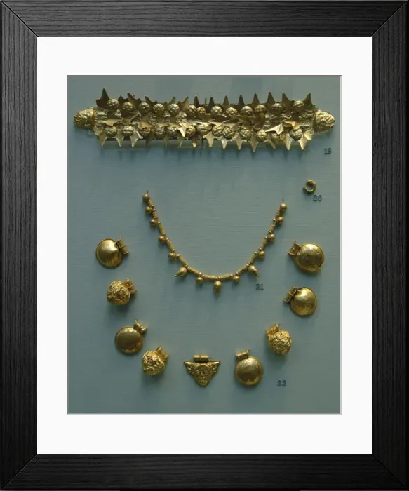 Framed Print : Gold etruscan jewelry. 400-350 BC Framed Print : Gold etruscan jewelry. 400-350 BC