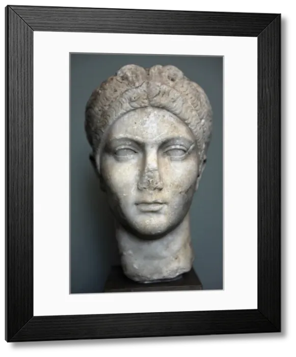 Framed Print : Vibia Sabina (83-136  /  137). Roman Empress, wife of Hadrian. C