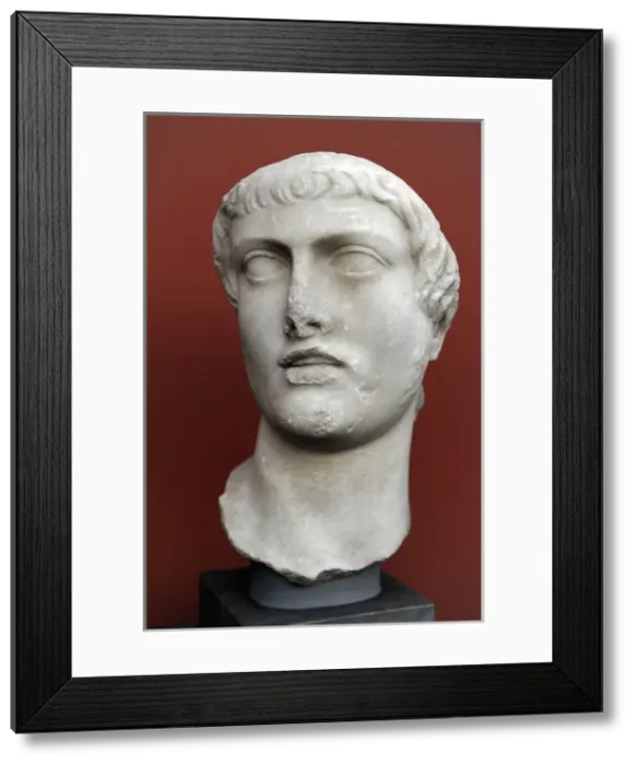 Framed Print : Roman Art. Bust of a man. Portrait. 1st. century. Marble. Ny Framed Print : Roman Art. Bust of a man. Portrait. 1st. century. Marble. Ny