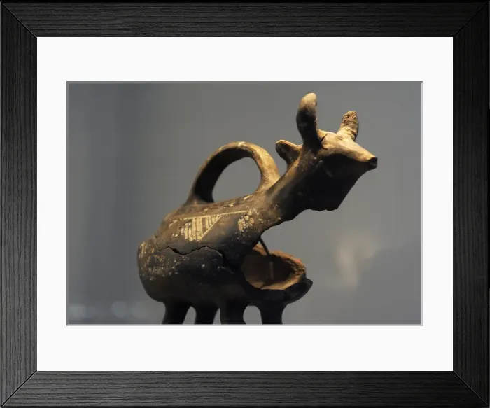 Framed Print : Etruscan Art. The vessel. 750-500 BC. Ny Carlsberg Glyptotek Framed Print : Etruscan Art. The vessel. 750-500 BC. Ny Carlsberg Glyptotek