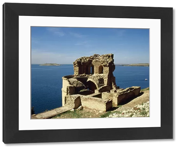 Syria. Qalat Jabar Fortress. Lake Assad