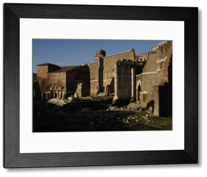 Framed Print : Temple of Mars Ultor. 2nd century BC. Forum of Augustus. Rom Framed Print : Temple of Mars Ultor. 2nd century BC. Forum of Augustus. Rom