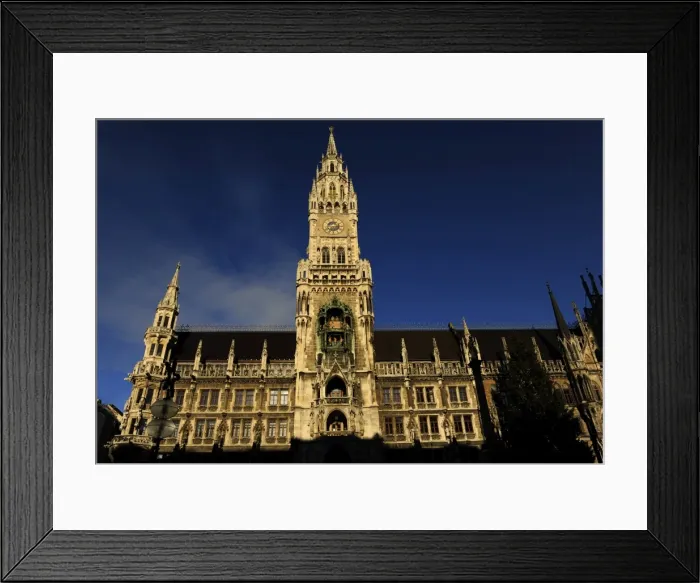 Framed Print : Germany. Munich. The New Town Hall. Marienplatz Framed Print : Germany. Munich. The New Town Hall. Marienplatz