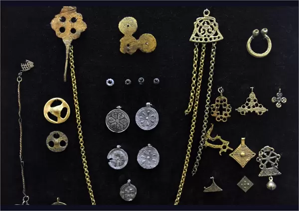 Jewels. 12th-13th Centuries. Museum of History and Navigatio
