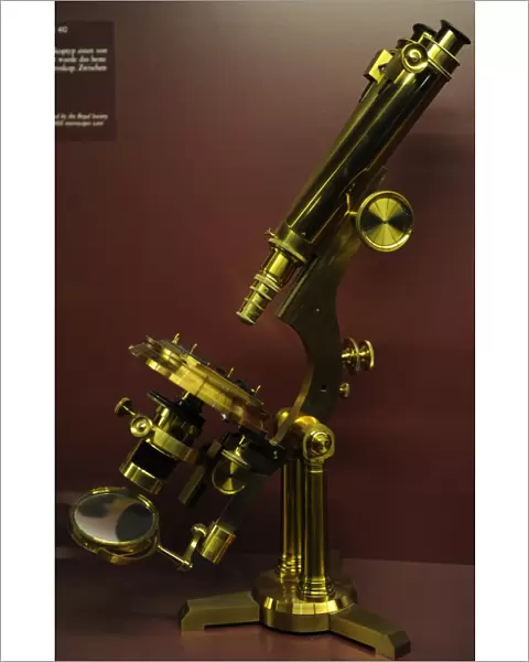 Binocular microscope large Best. London, around 1890