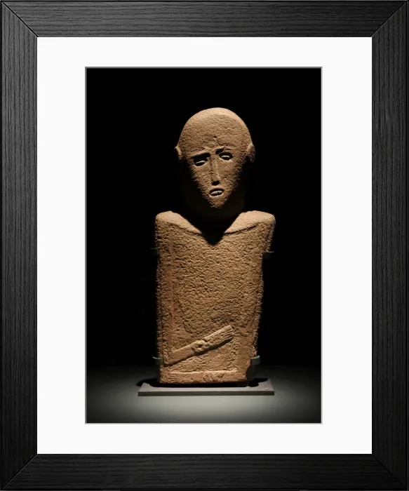 Framed Print : Arabic peninsula. Anthropomorphe Stele. Late 4th-early 3rd m Framed Print : Arabic peninsula. Anthropomorphe Stele. Late 4th-early 3rd m