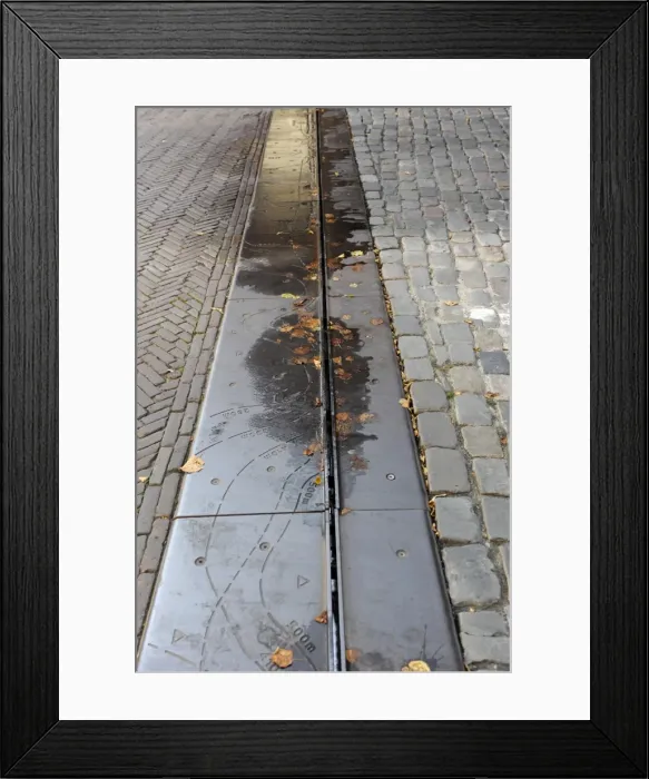 Framed Print : Utrecht. Line indicating the old route of the Roman city wal Framed Print : Utrecht. Line indicating the old route of the Roman city wal