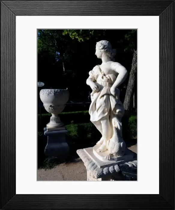 Framed Print : Spain. Royal Palace of Aranjuez. Parterre Garden. Sculpture Framed Print : Spain. Royal Palace of Aranjuez. Parterre Garden. Sculpture