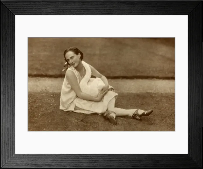 Framed Print : Anna Pavlova at home Framed Print : Anna Pavlova at home