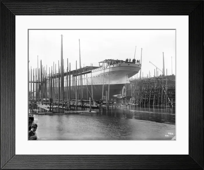 Framed Print : Harland & Wolff Collection - National Museums NI Framed Print : Harland & Wolff Collection - National Museums NI