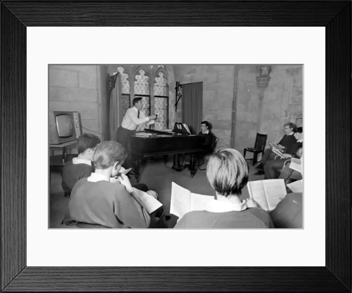 Framed Print : Atlantic College, St Donats, Llantwit Major, South Wales Framed Print : Atlantic College, St Donats, Llantwit Major, South Wales
