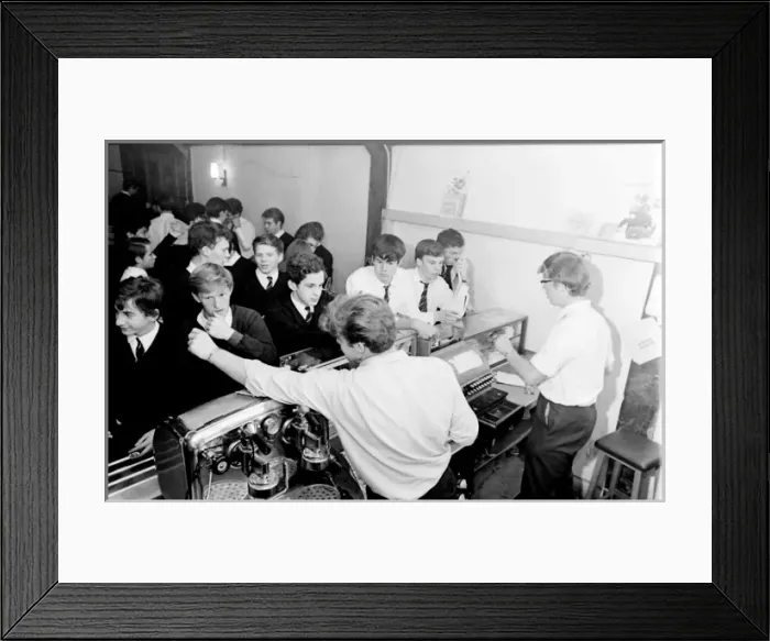 Framed Print : Atlantic College, St Donats, Llantwit Major, South Wales Framed Print : Atlantic College, St Donats, Llantwit Major, South Wales