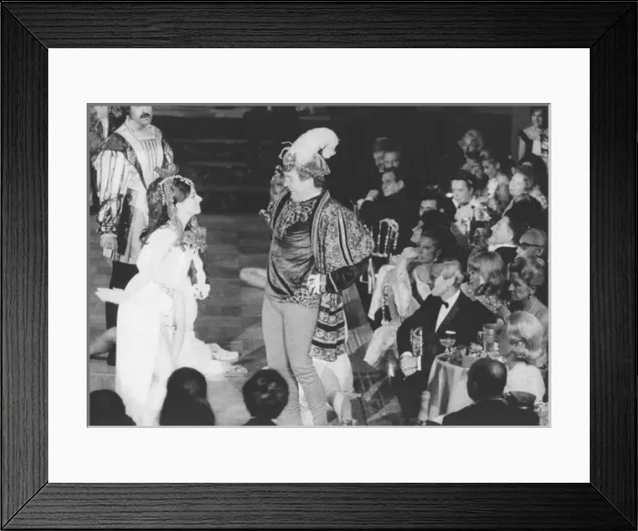 Framed Print : Bal Tabarin Nightclub, Paris Framed Print : Bal Tabarin Nightclub, Paris