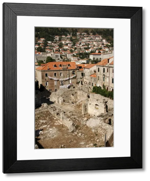 Framed Print : CROATIA. DUBROVNIK. City and ruins Framed Print : CROATIA. DUBROVNIK. City and ruins