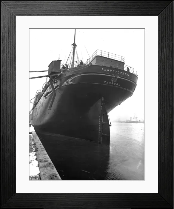 Framed Print : Harland & Wolff Collection - National Museums NI Framed Print : Harland & Wolff Collection - National Museums NI
