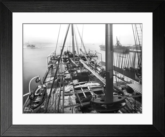Framed Print : Harland & Wolff Collection - National Museums NI Framed Print : Harland & Wolff Collection - National Museums NI