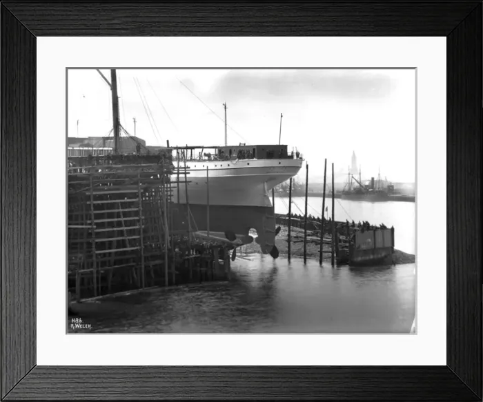 Framed Print : Harland & Wolff Collection - National Museums NI Framed Print : Harland & Wolff Collection - National Museums NI