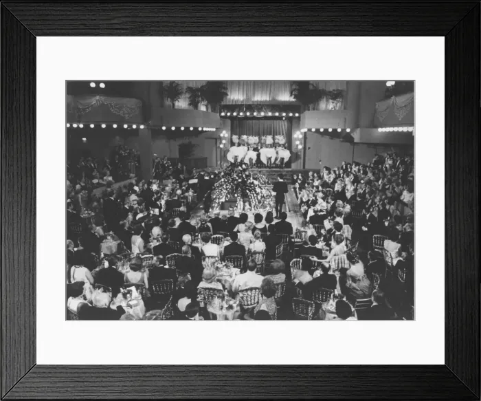 Framed Print : Bal Tabarin Nightclub, Paris Framed Print : Bal Tabarin Nightclub, Paris