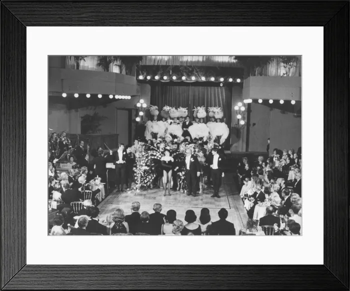 Framed Print : Bal Tabarin Nightclub, Paris Framed Print : Bal Tabarin Nightclub, Paris