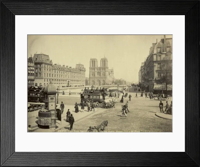 Framed Print : Notre Dame, Paris Framed Print : Notre Dame, Paris