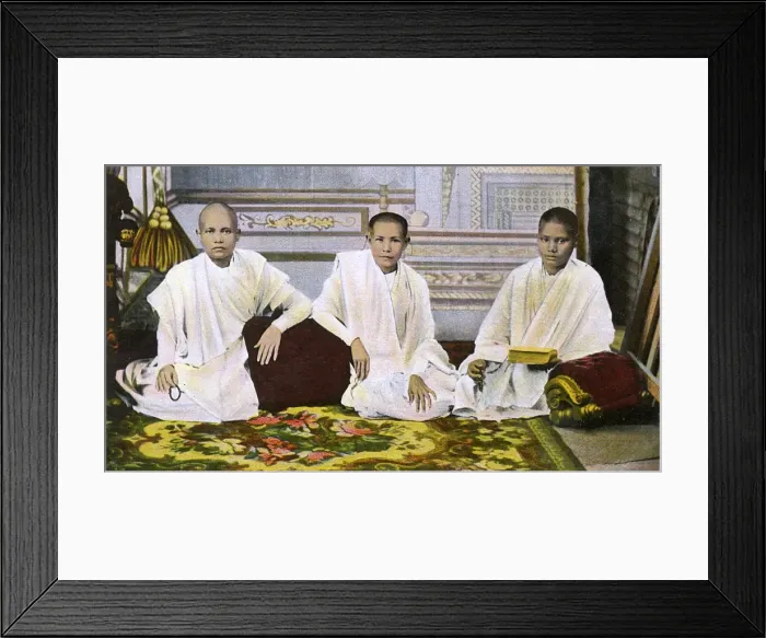 Framed Print : Buddhist Nuns - Myanmar Framed Print : Buddhist Nuns - Myanmar