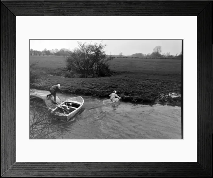 Framed Print : Stuntman attempts to fly car over river Framed Print : Stuntman attempts to fly car over river