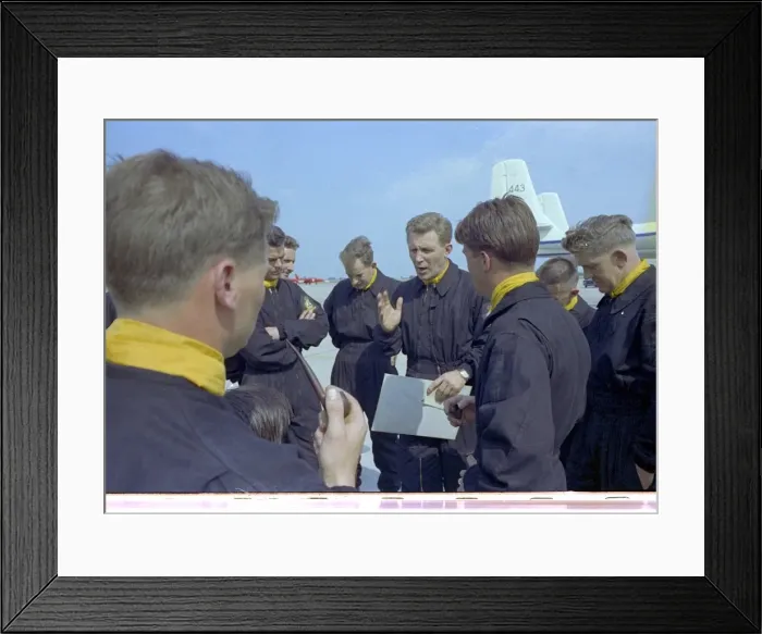 Framed Print : RAF Falcons freefall team, France Framed Print : RAF Falcons freefall team, France