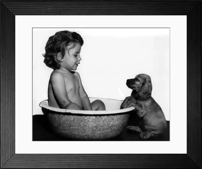 Framed Print : Susi - with toddler in bath Framed Print : Susi - with toddler in bath