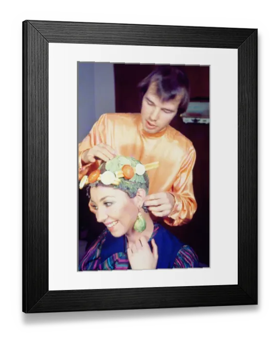 Framed Print : Vegetable hair stylist, London Framed Print : Vegetable hair stylist, London