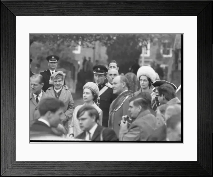 Framed Print : Queen Elizabeth II visit to Rye, Sussex Framed Print : Queen Elizabeth II visit to Rye, Sussex