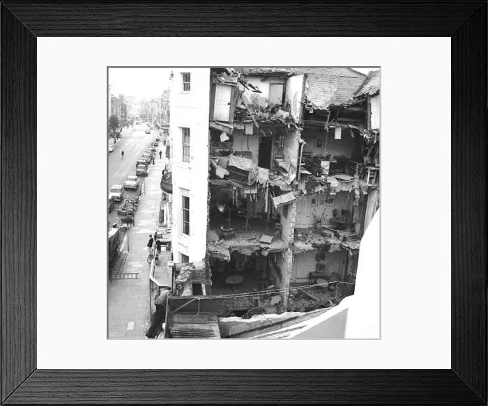 Framed Print : Collapsed building in Eastbourne, Sussex Framed Print : Collapsed building in Eastbourne, Sussex